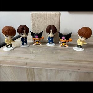 Brand new set of 6 Anime figurines toys